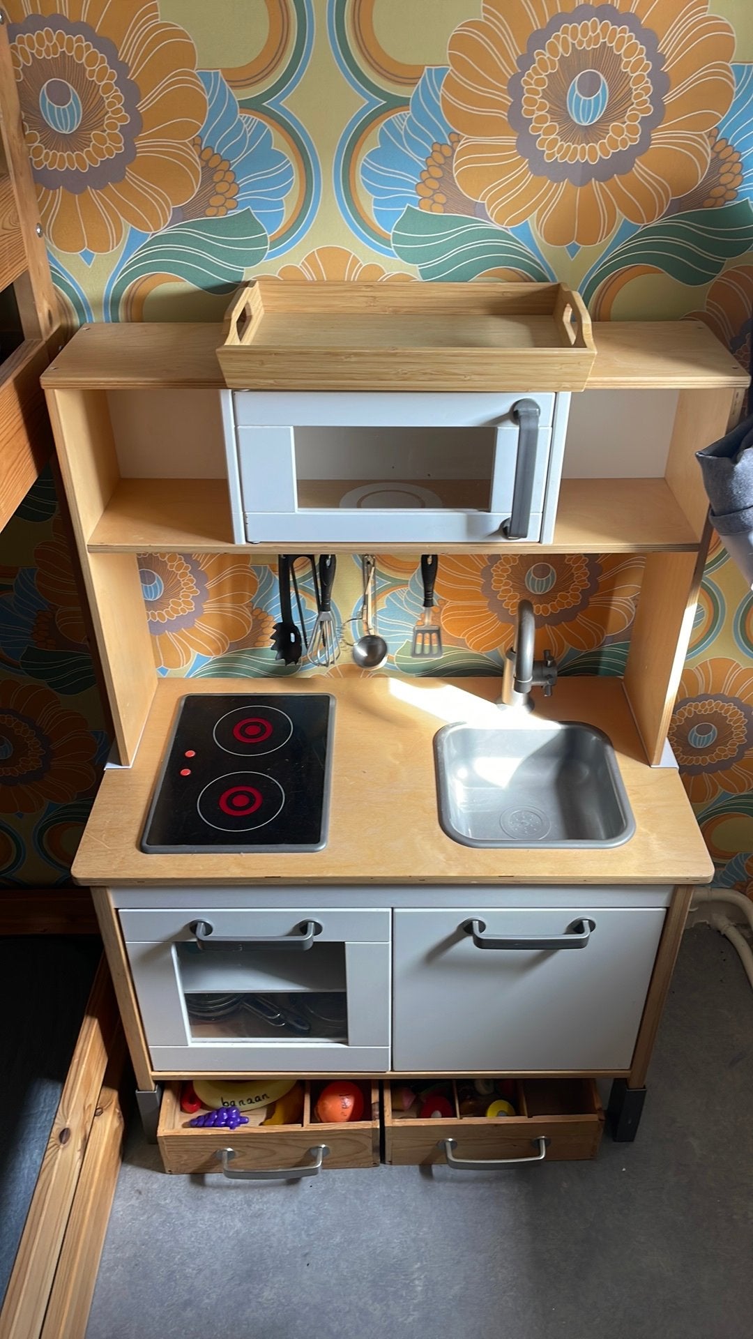 Ikea keuken met uitzet, Ophalen, Zo goed als nieuw