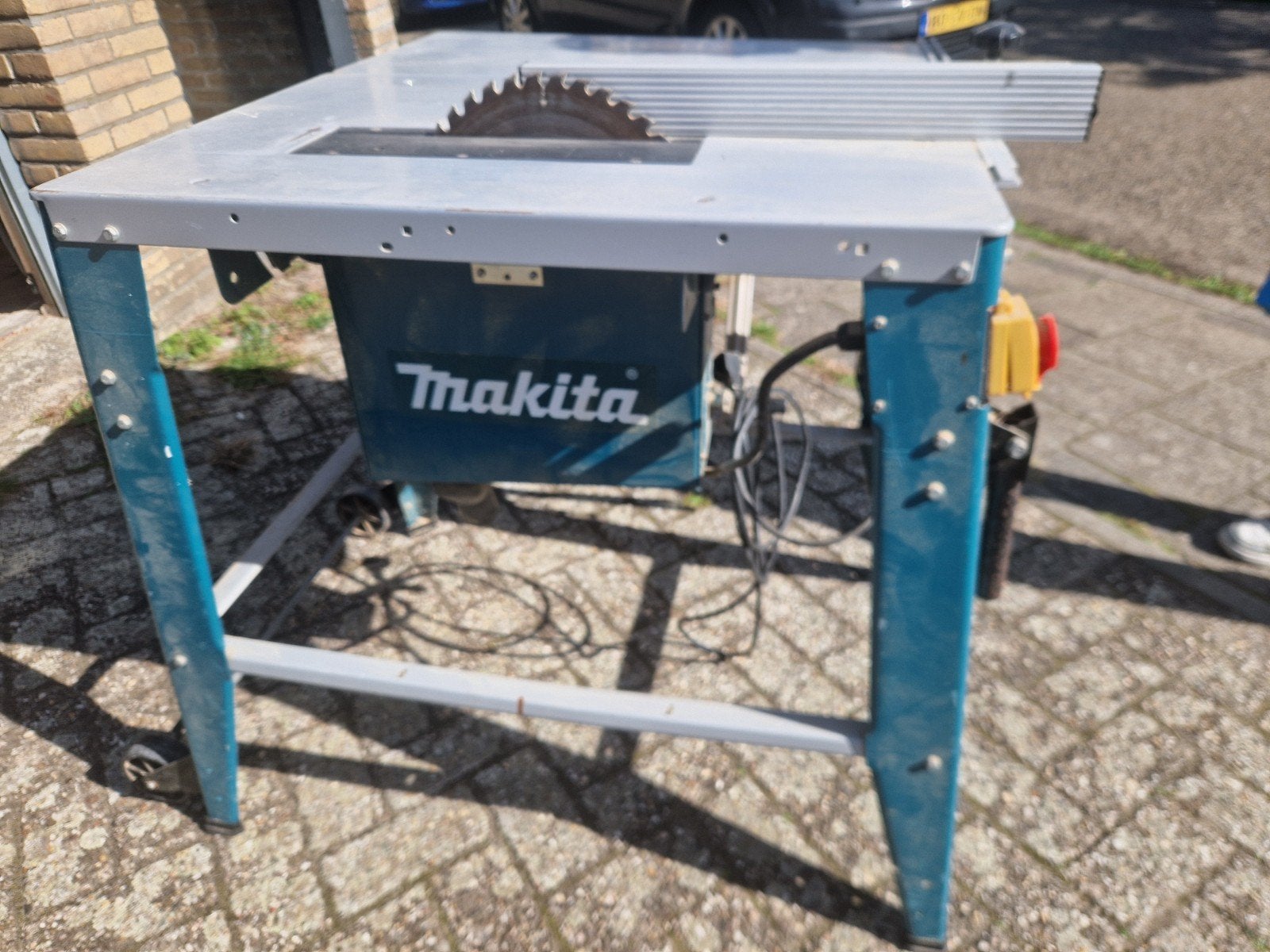 Makita 2712 Tafelzaag, Krachtige 2000W Cirkelzaag