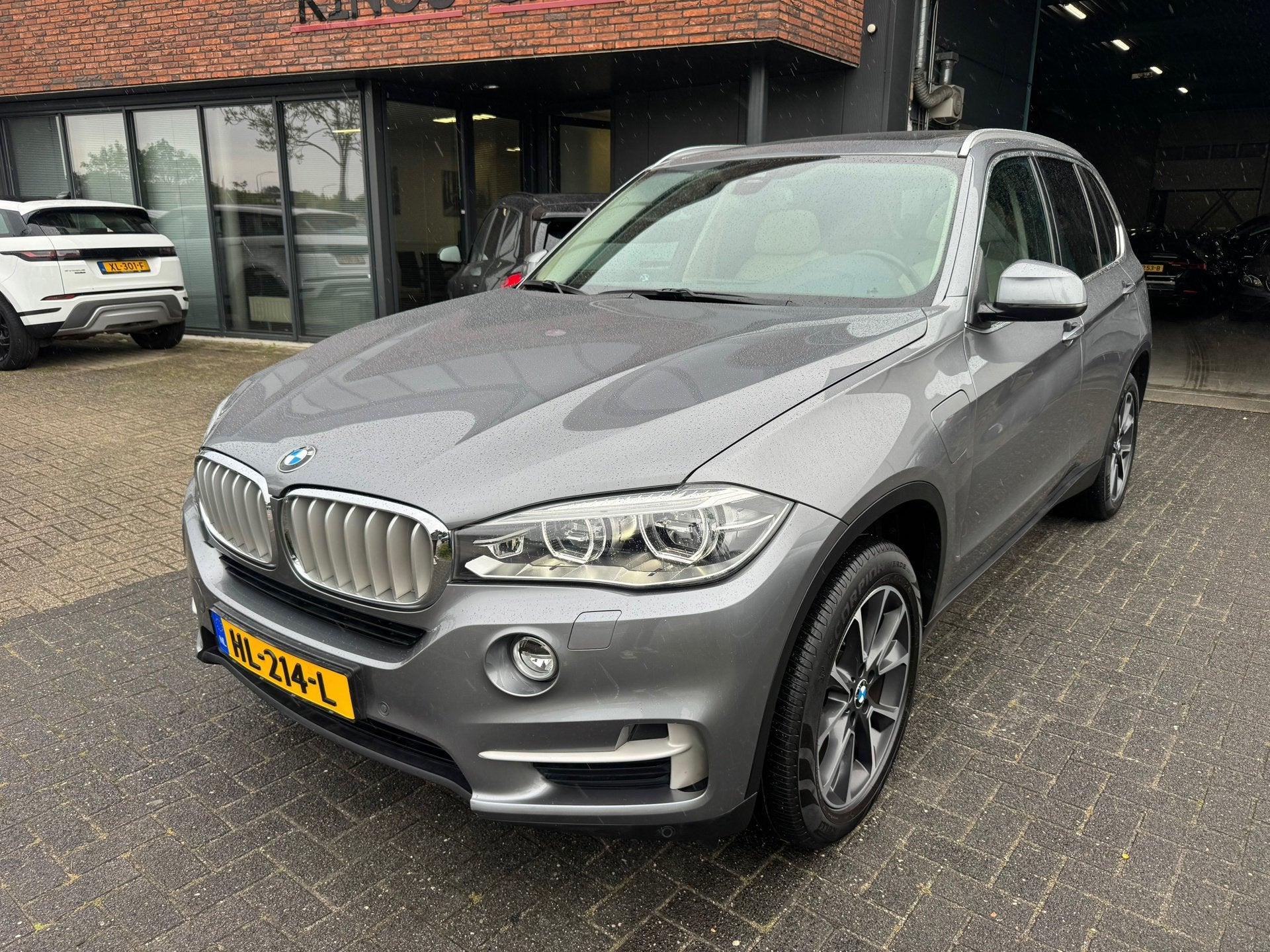 BMW X5 XDrive40e iPerformance PANO ACC DEALER ONDERHOUDEN OR, Auto's, BMW, Gebruikt, 4 cilinders, Bedrijf, Vierwielaandrijving