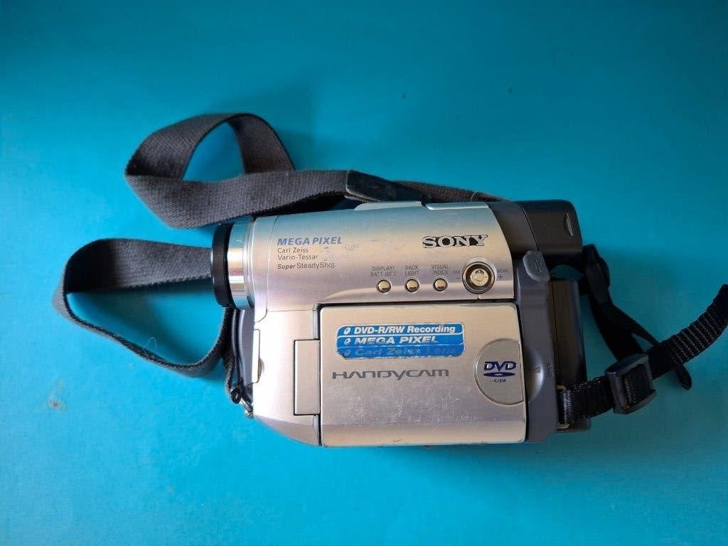 Sony DVD201E Handycam voor 8cm mini Video DVD , zoom 120, Audio, Tv en Foto, Videocamera's Digitaal, Mini dv, Gebruikt, 20x of meer