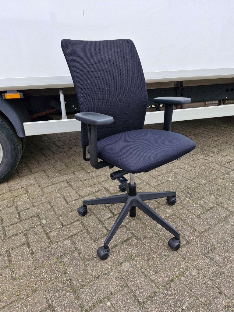 Wiesner Hager design bureaustoel refurbished netweave, Zwart, Ophalen of Verzenden, Zo goed als nieuw, Wiesner-Hager BV