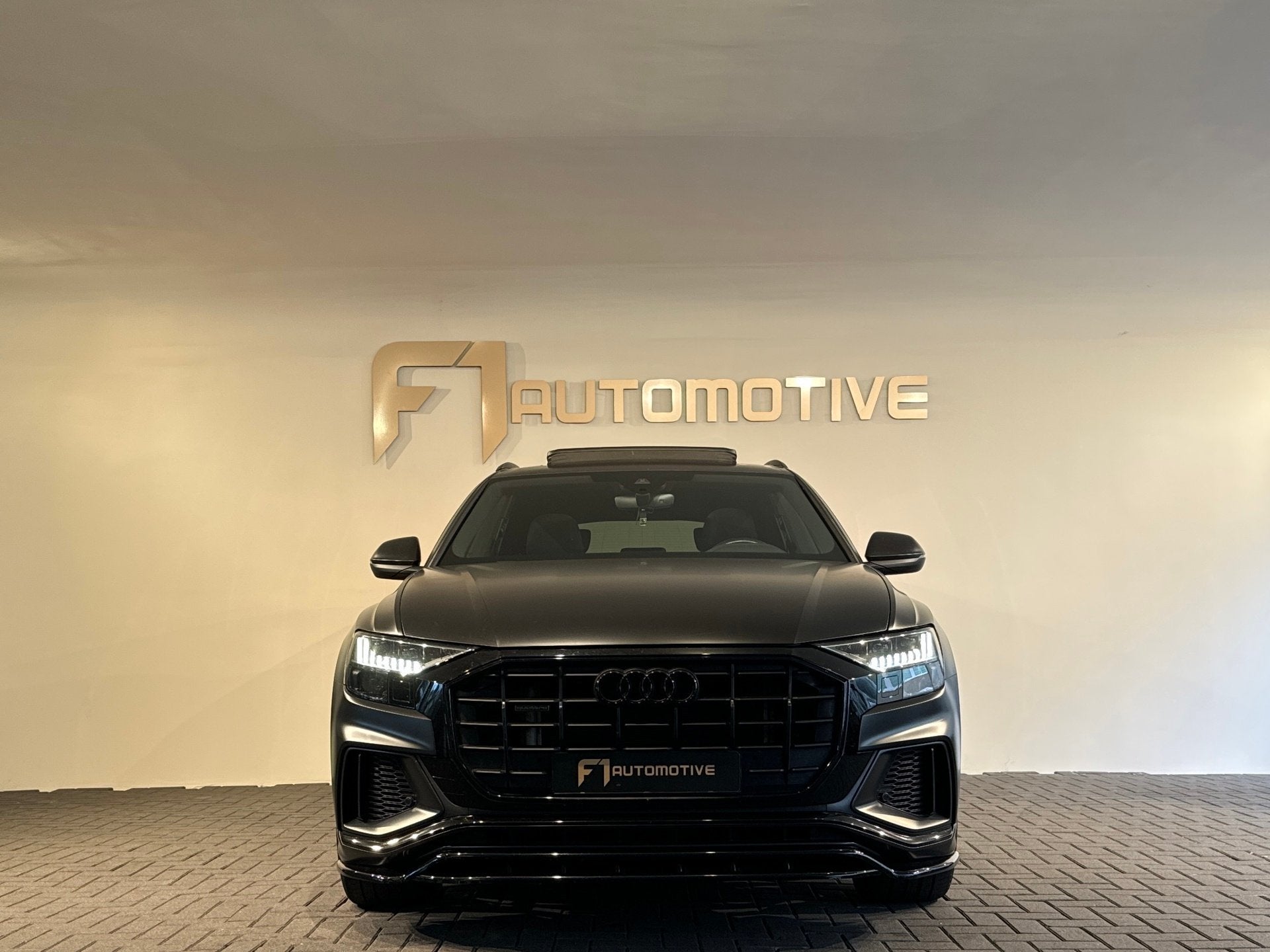 Audi Q8 60 TFSI e quattro S Line Compet Pano|Sfeer|Cruise, Auto's, Automaat, 14 kWh, Gebruikt, Euro 6