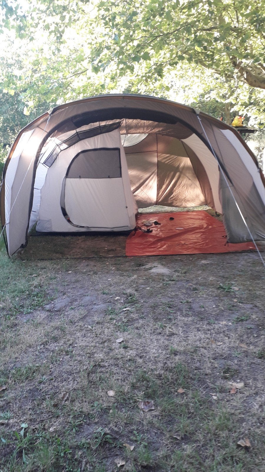 Tent tekoop  voor 6 personen  met twee kamers, Caravans en Kamperen, Tenten, Ophalen of Verzenden