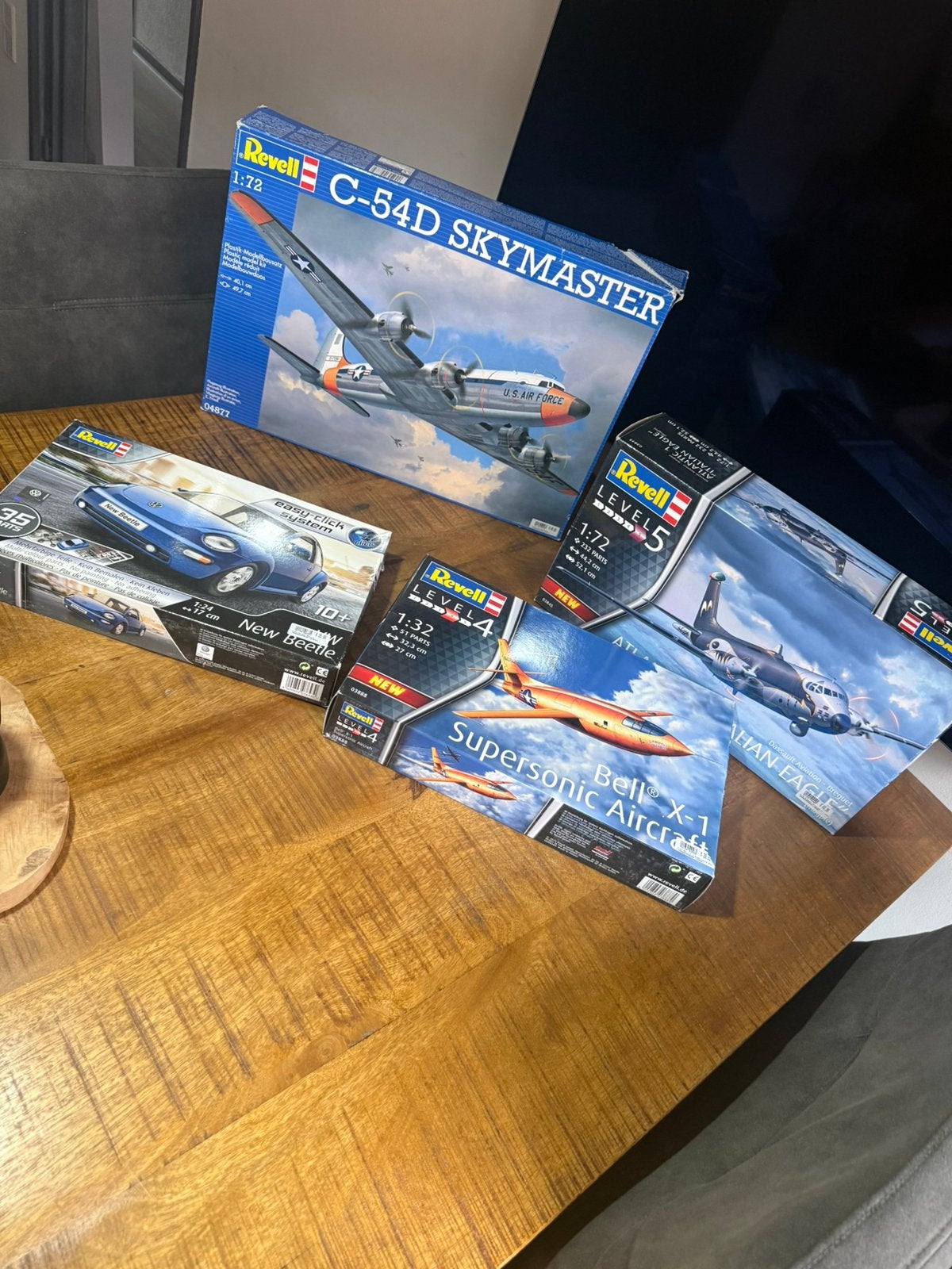 Revell nieuw in doos, Ophalen of Verzenden, Zo goed als nieuw, 1:72 tot 1:144, Revell