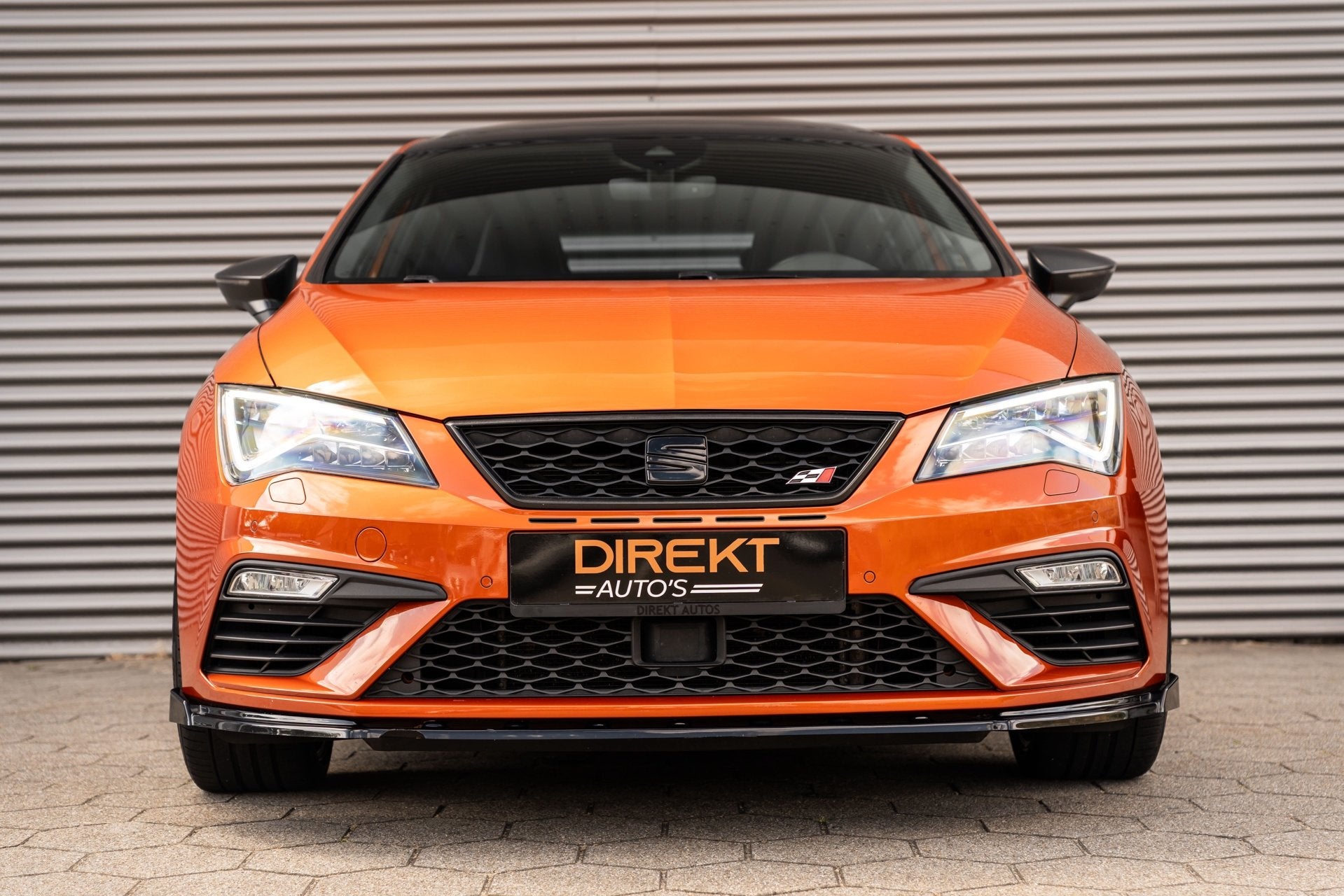 SEAT Leon 2.0 TSI CUPRA 300 PERFORMANCE BREMBO BEATS PANO, 15 km/l, Zwart, 1984 cc, Leon