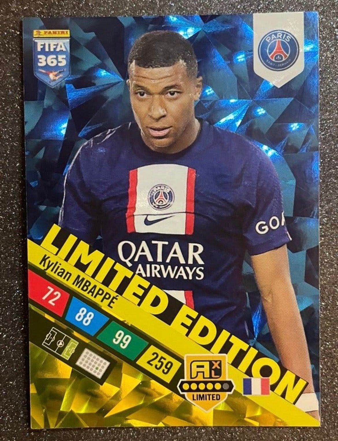 Panini Fifa365 2023    LIMITED EDITION    MBAPPÉ    PSG, Verzenden, Zo goed als nieuw, Plaatje