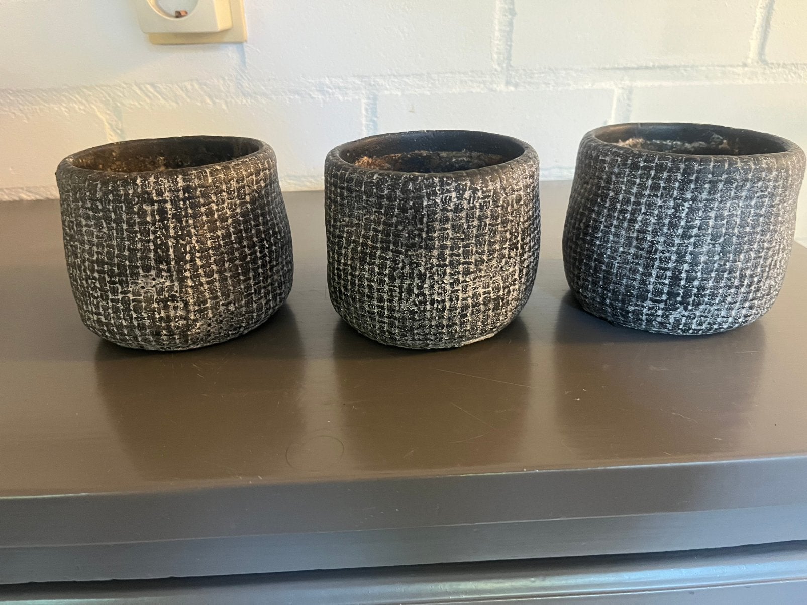 3 grijze plantenpotjes Mica, Ophalen, Gebruikt, Rond, Binnen