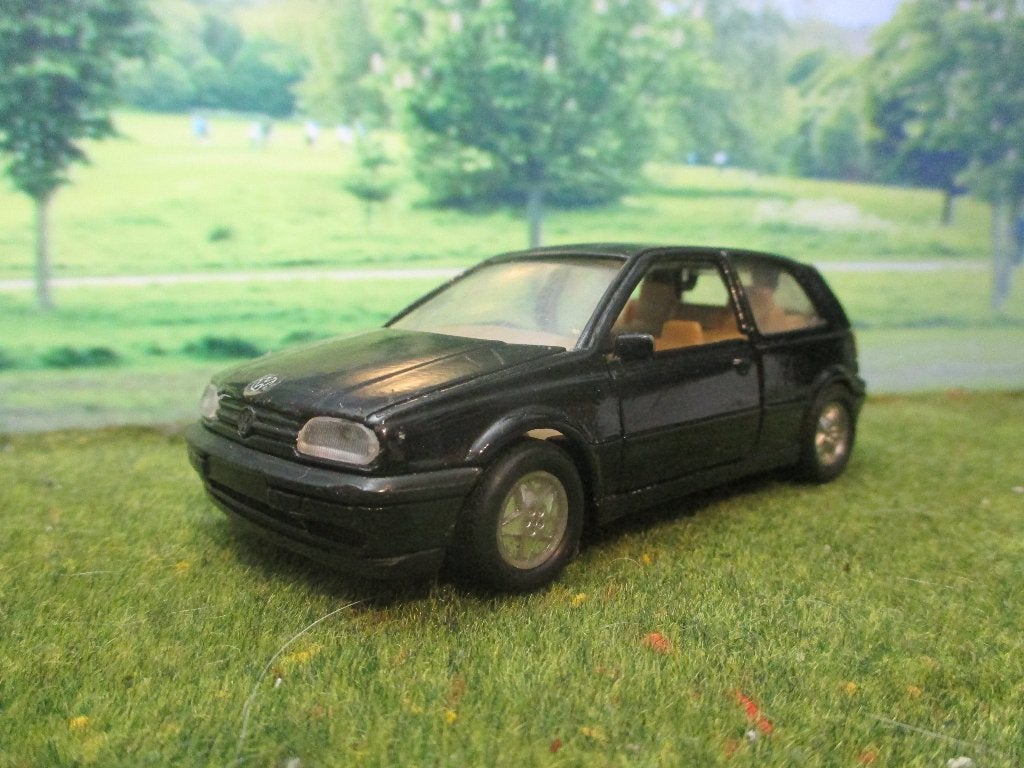 1/36 Volkswagen Golf 3 GTi 3-deurs - zwart, Ophalen of Verzenden, Gebruikt, Auto, Overige merken