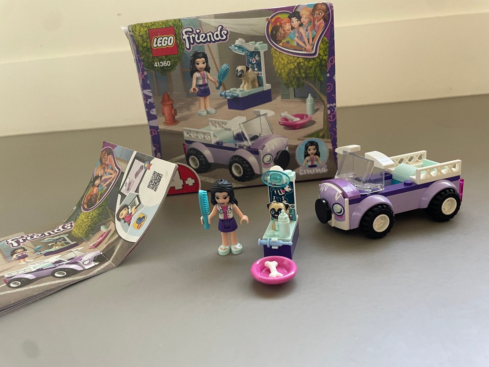 Lego Friends 41360 Emma's Mobiele Dierenkliniek, Ophalen of Verzenden, Gebruikt