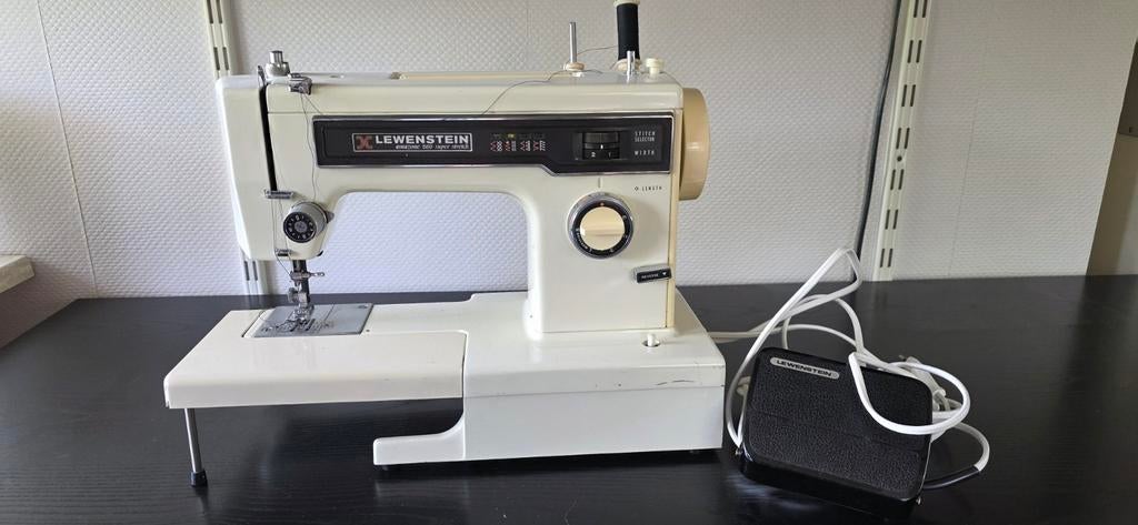 Lewenstein Amazone 560 Super Stretch Naaimachine, Ophalen