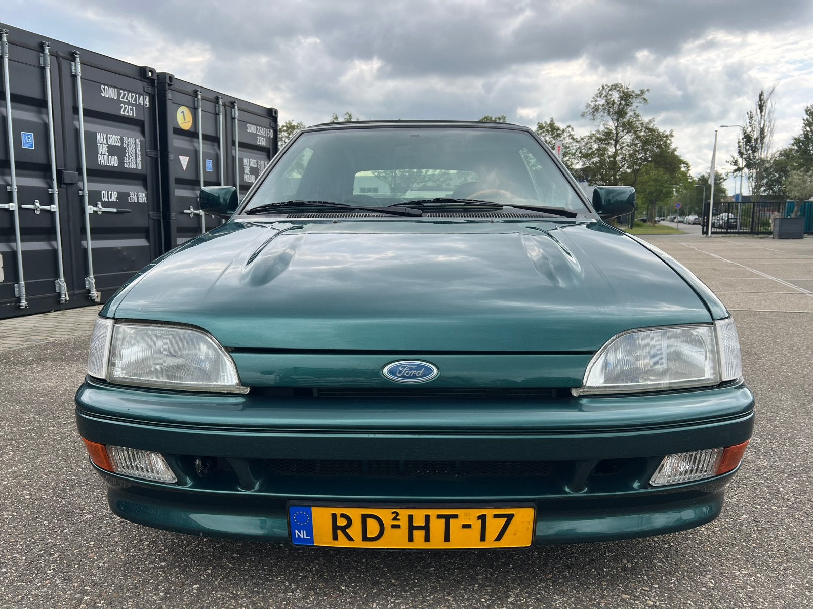 Ford Escort 1.8 Xr3i 16V Cabrio U9 1992 Groen, Voorwielaandrijving, Escort, 4 cilinders, 49 €/maand