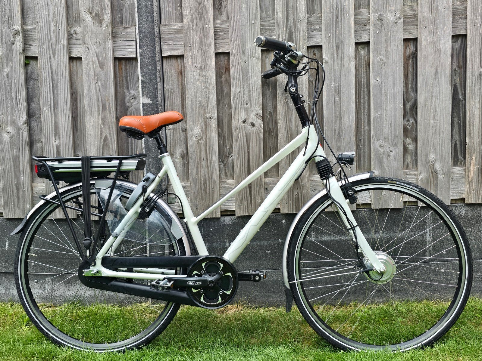 Multicycle Expressive 53cm Dames E-Bike Elektrischefiets, Fietsen en Brommers, 53 tot 56 cm, Versnellingen, Zo goed als nieuw