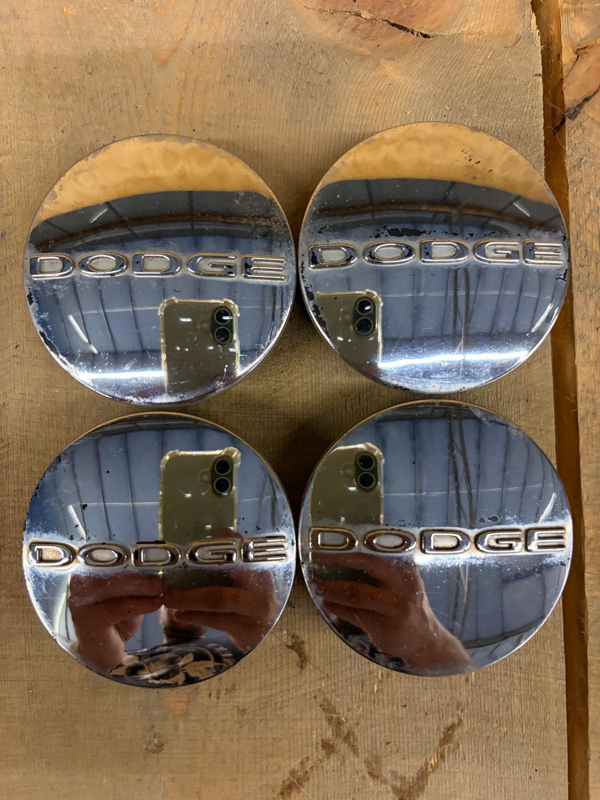 Dodge Naafdoppen 4x - Origineel en Gebruikt, Auto diversen, Wieldoppen, Ophalen of Verzenden, Gebruikt