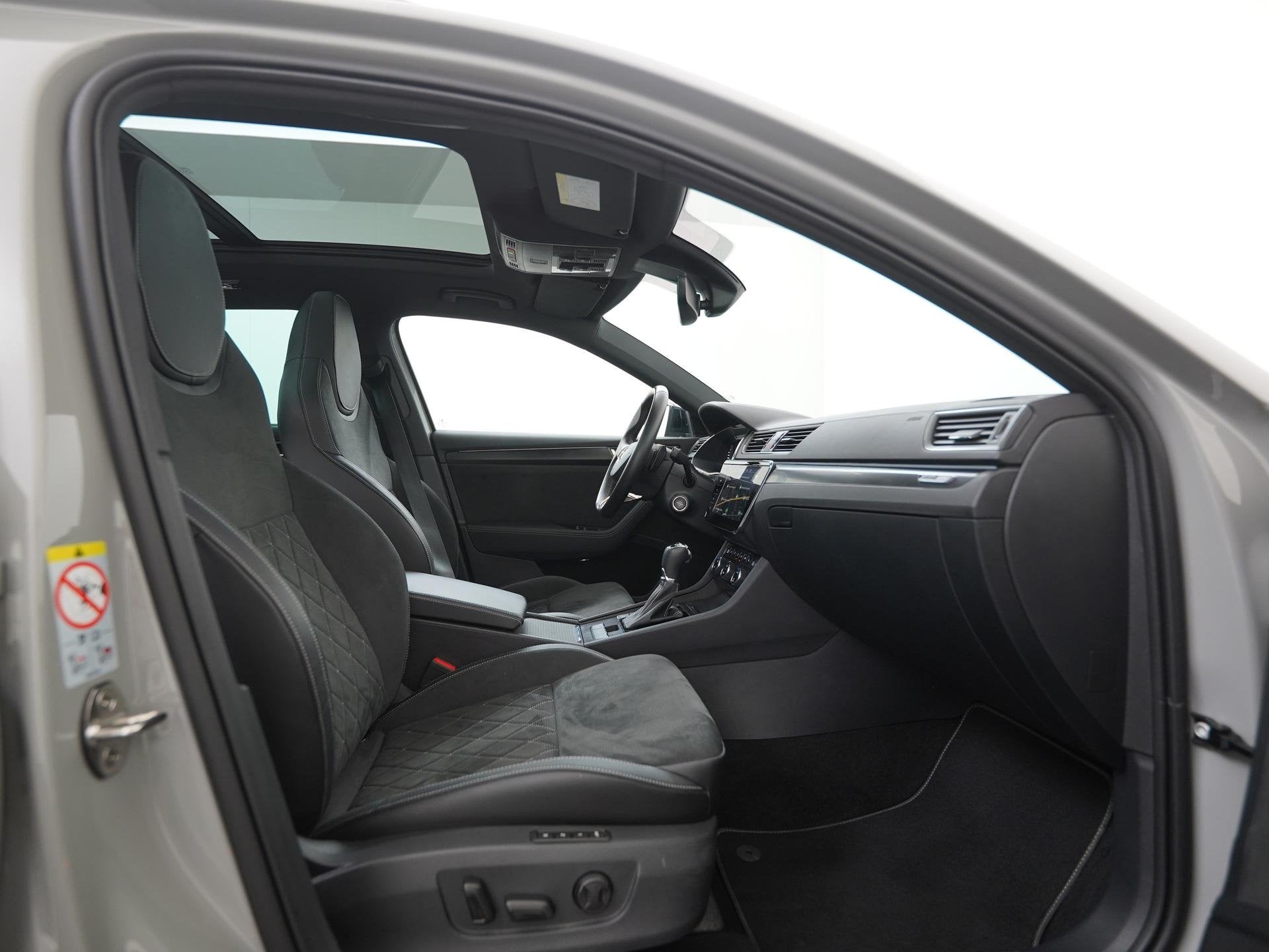 Skoda Superb Combi 1.4 TSI iV Sportline | Panoramadak | Trek, Auto's, Gebruikt, Euro 6, 4 cilinders, Alcantara