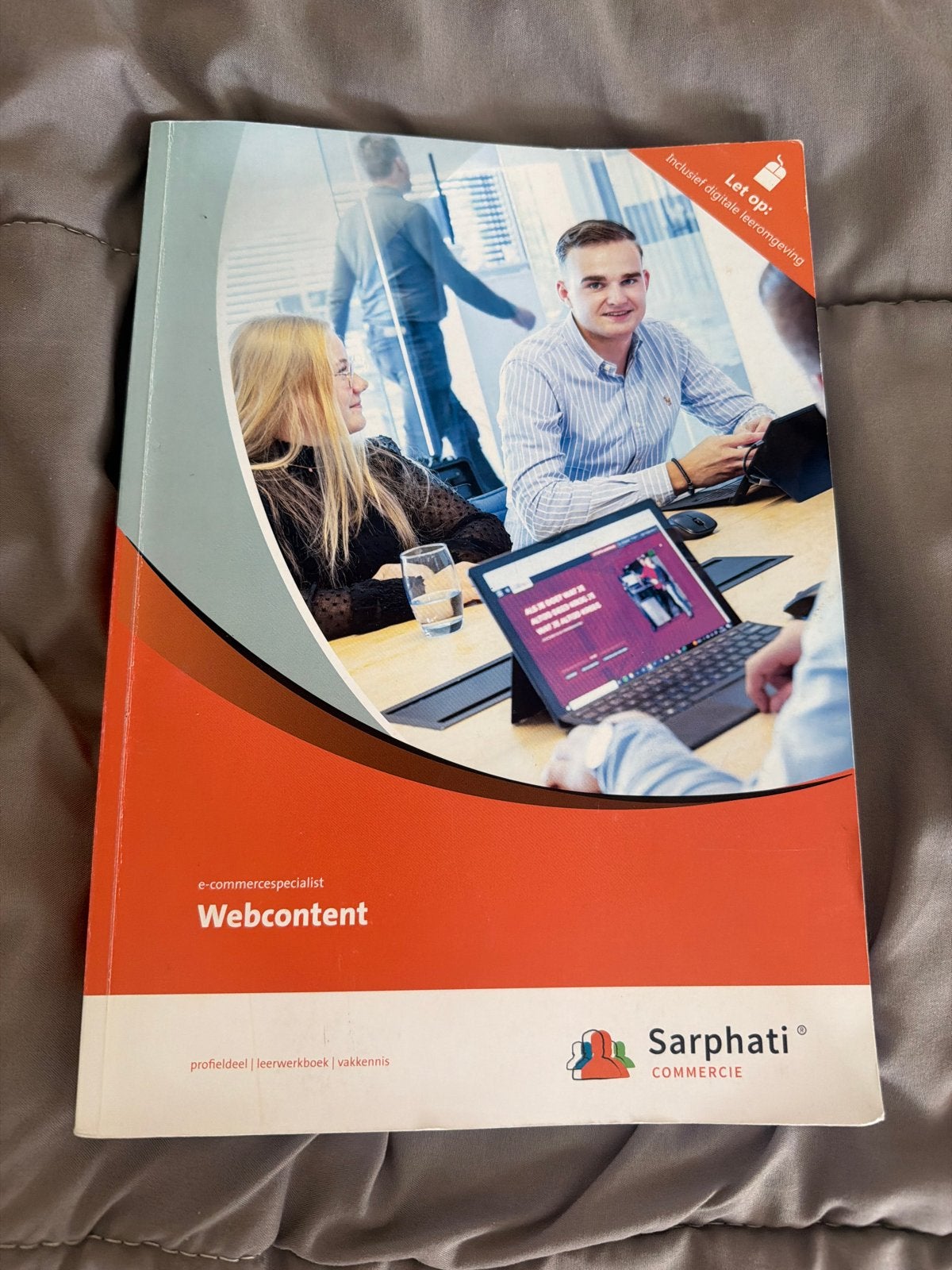 E-commercespecialist Webcontent - Sarphati Commercie, Boeken, Ophalen, Zo goed als nieuw, Overige niveaus, Overige vakken