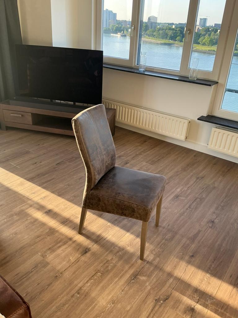 4 Stoere Henders & Hazel Eetkamerstoelen eettafel, Huis en Inrichting, Stoelen, Zo goed als nieuw, Vier, Kunststof, Overige materialen