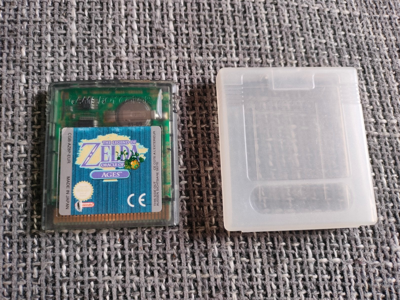 The Legend of Zelda - Oracle of Ages - Gameboy Color, Spelcomputers en Games, Games | Nintendo Game Boy, Avontuur en Actie, 1 speler