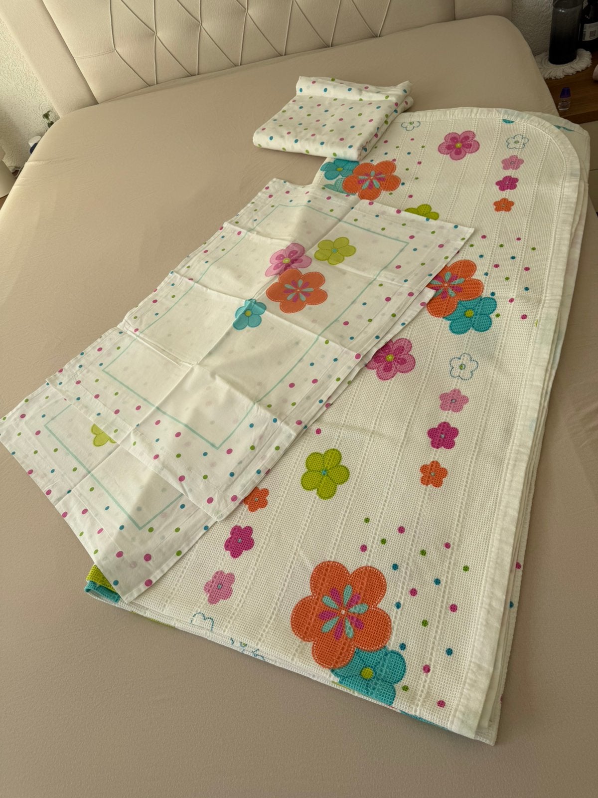 Mooie 2 persoons bedsprei met laken en 2 kussenslopen, Meerkleurig, Katoen, Tweepersoons, Ophalen of Verzenden