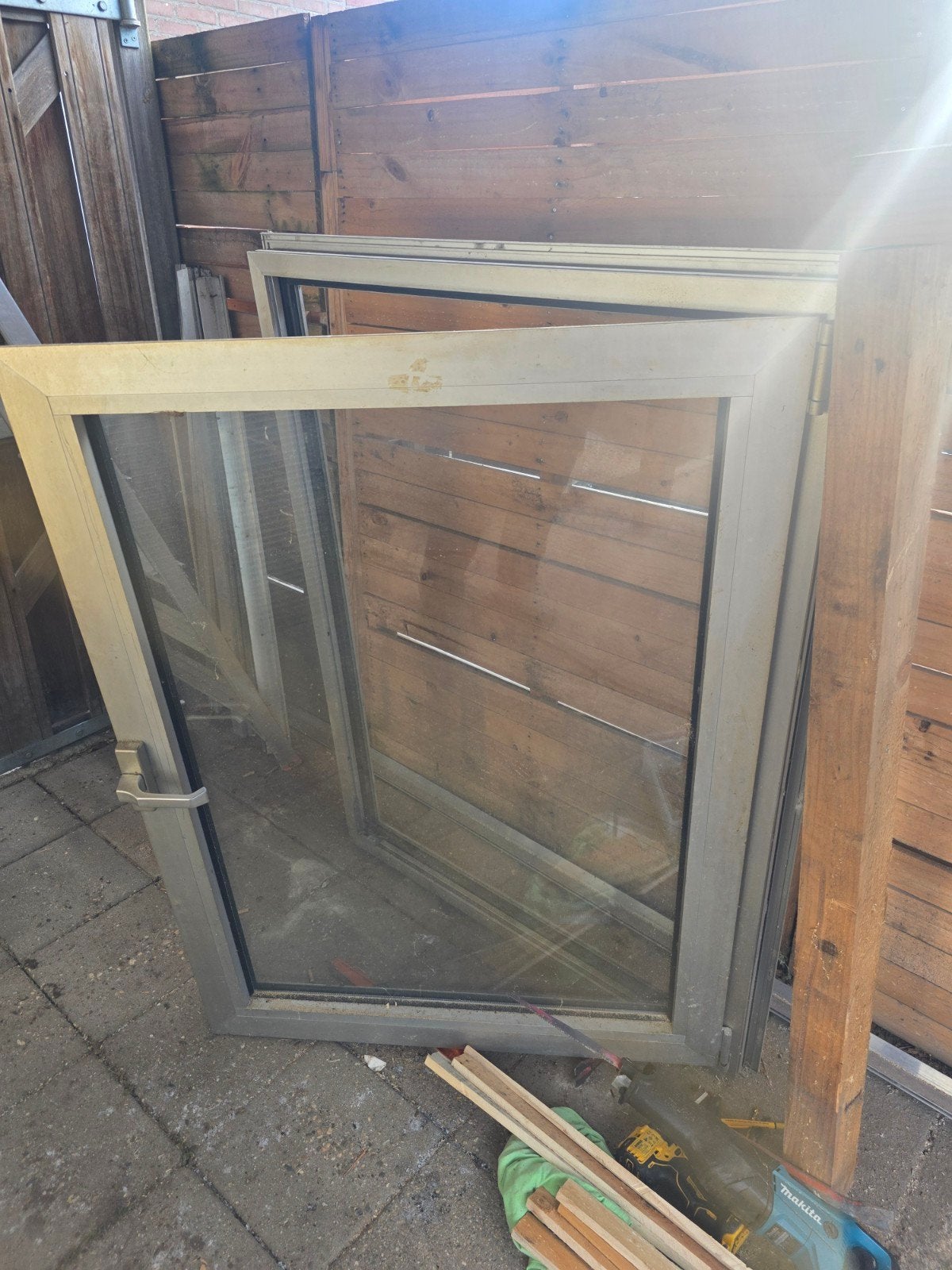 Gratis af te halen  Kiep kantel raam, Ophalen, 80 tot 120 cm, Gevelraam of Ruit