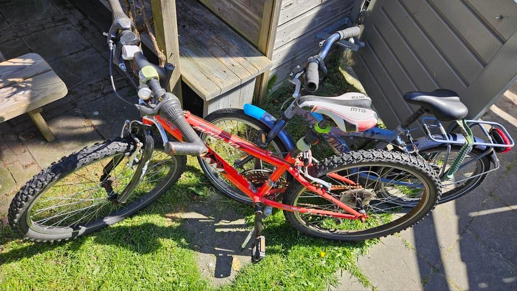 Twee Jongensfietsen, Opknappers, 55 cm of meer, Ophalen of Verzenden, Gebruikt, Minder dan 10 versnellingen