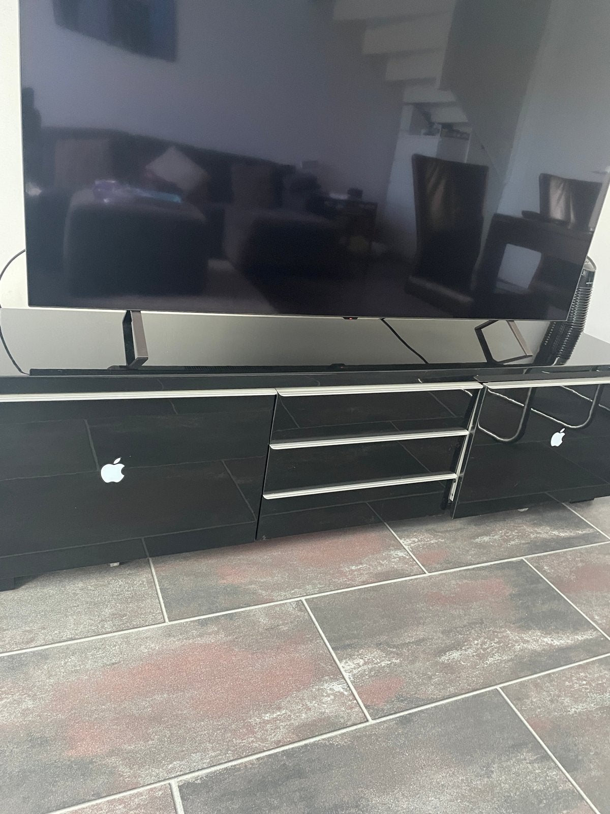 Moderne zwarte tv-meubel met wandkast, Ophalen, Overige materialen, Gebruikt, 200 cm of meer