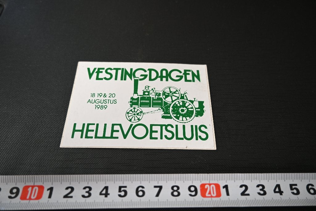 sticker vestingdagen hellevoetsluis 1989, Ophalen of Verzenden, Zo goed als nieuw