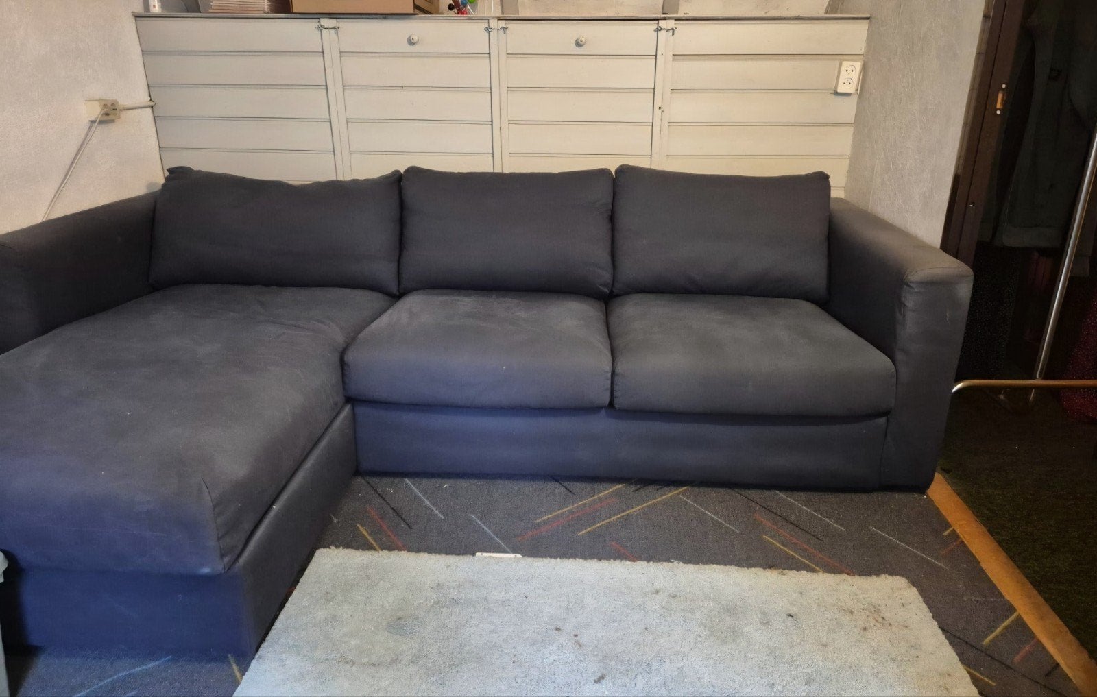Comfortabele 3-persoons hoekbank met opbergruimte, Ophalen, 250 tot 300 cm, Gebruikt, Praktisch en modern