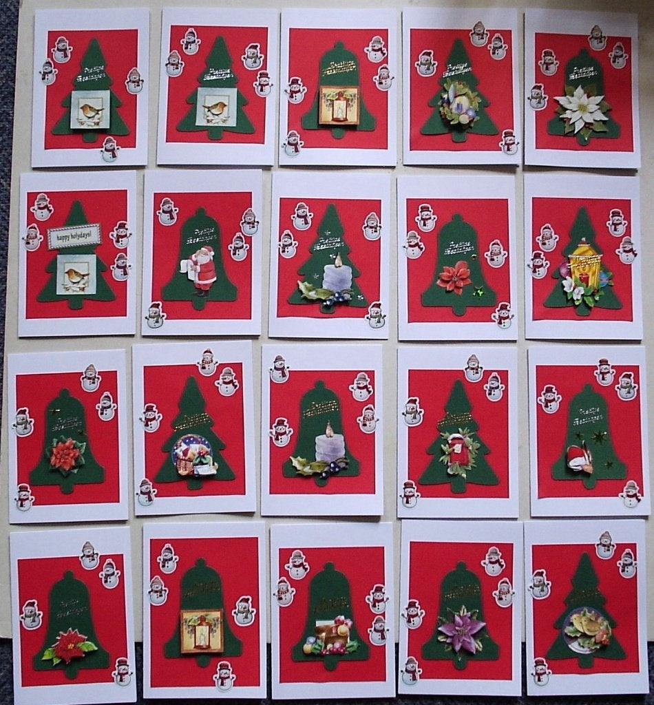Set van 20x zelfgemaakte kerstkaarten met kerstbel en bomen, Hobby en Vrije tijd, Verzenden, Nieuw, Kerst