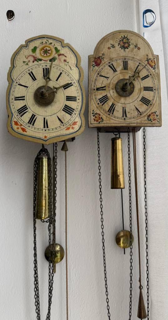 Kleine Schwarzwalder klok met wekkerwerk, Ophalen of Verzenden