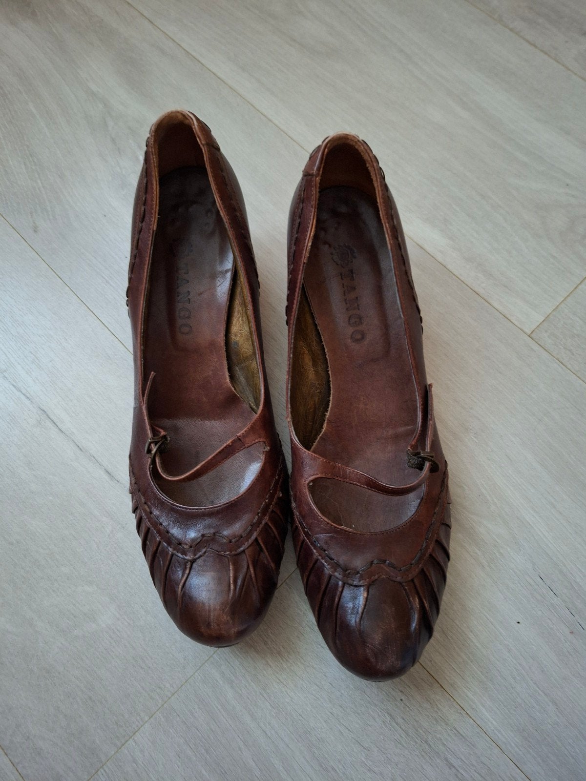 Tango mt 41, Tango, Pumps, Bruin, Ophalen of Verzenden