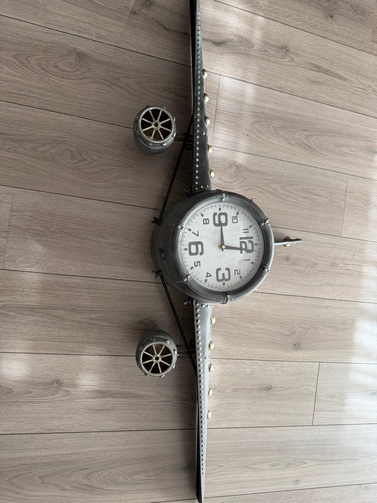 Stoere wandklok vliegtuig design 145 cm breed, Industrieel, Ophalen, Gebruikt, Wandklok