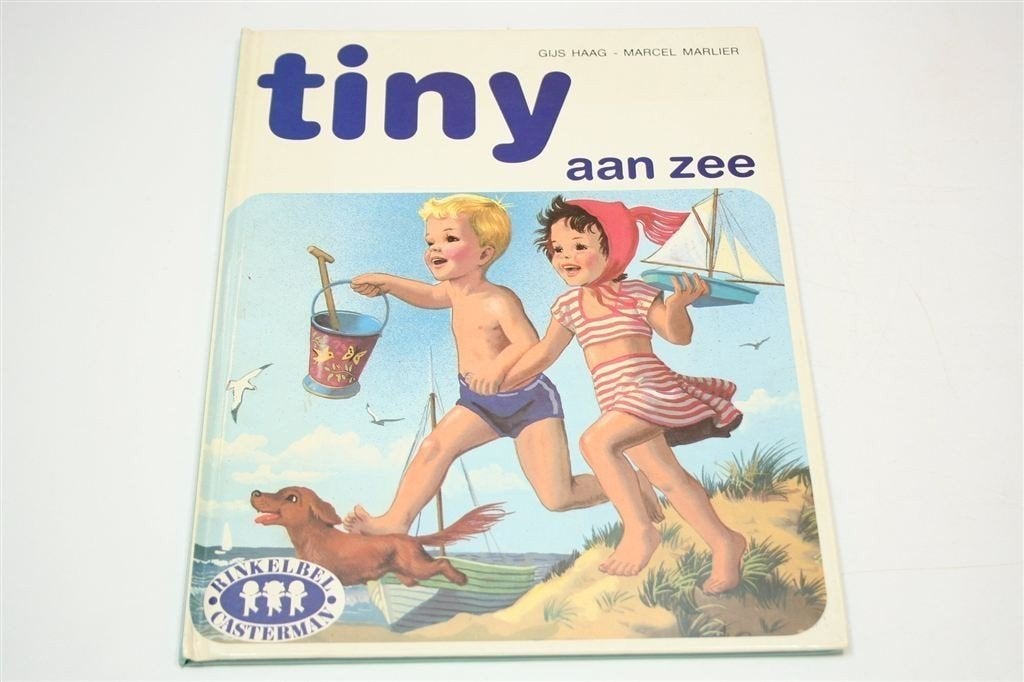 Tiny aan Zee — Nostalgisch Prentenboek 1986, Ophalen of Verzenden, Gelezen