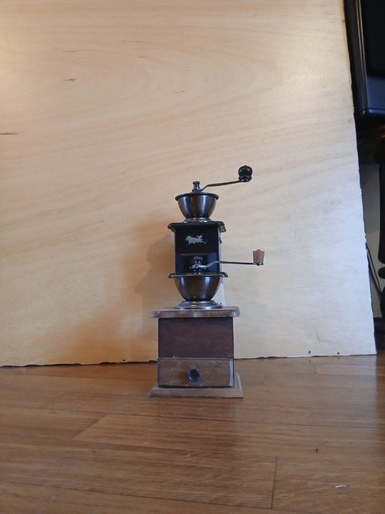 Koffiemolen antiek, Antiek en Kunst, Ophalen