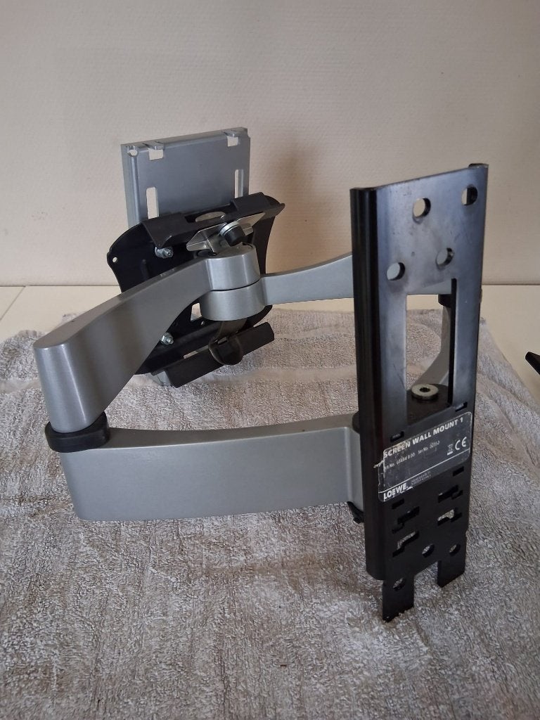 Loewe Screen Wall Mount 1 (Art. No. 65404 B 00) Nieuwstaat, Ophalen of Verzenden, Zo goed als nieuw