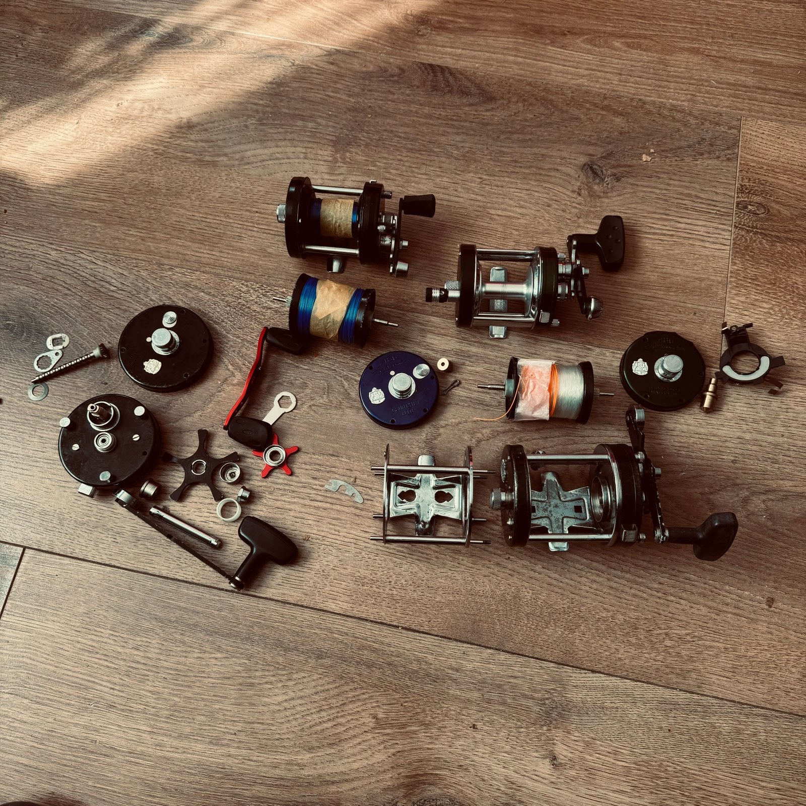 ABU Ambassadeur Reels en Onderdelen - Vintage Vismolens, Watersport en Boten, Hengelsport | Zeevissen, Ophalen, Gebruikt, Molen
