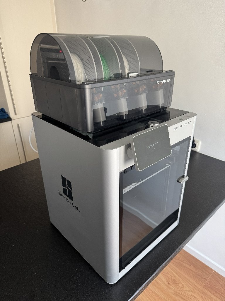 Bambu Lab X1 Carbon Combo + AMS – Slechts 3 printuren!, Computers en Software, 3D Printers, Ophalen, Ingebouwde Wi-Fi, Zo goed als nieuw