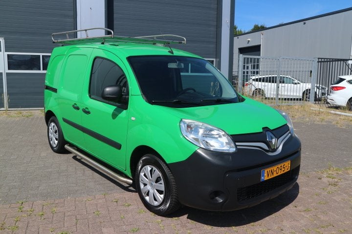 Renault Kangoo Express 1.5 dCi 90 Express Black Edition S&S, Auto's, Bestelauto's, Voorwielaandrijving, Stof, Gebruikt, Zwart
