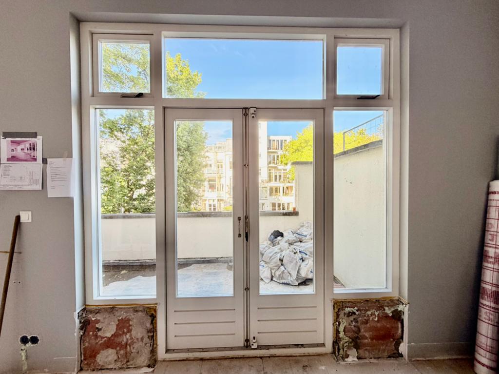 Hardhouten compleet kozijn dubbel glas, openslaande deuren, Deurkozijn, Zo goed als nieuw, Hout, Ophalen