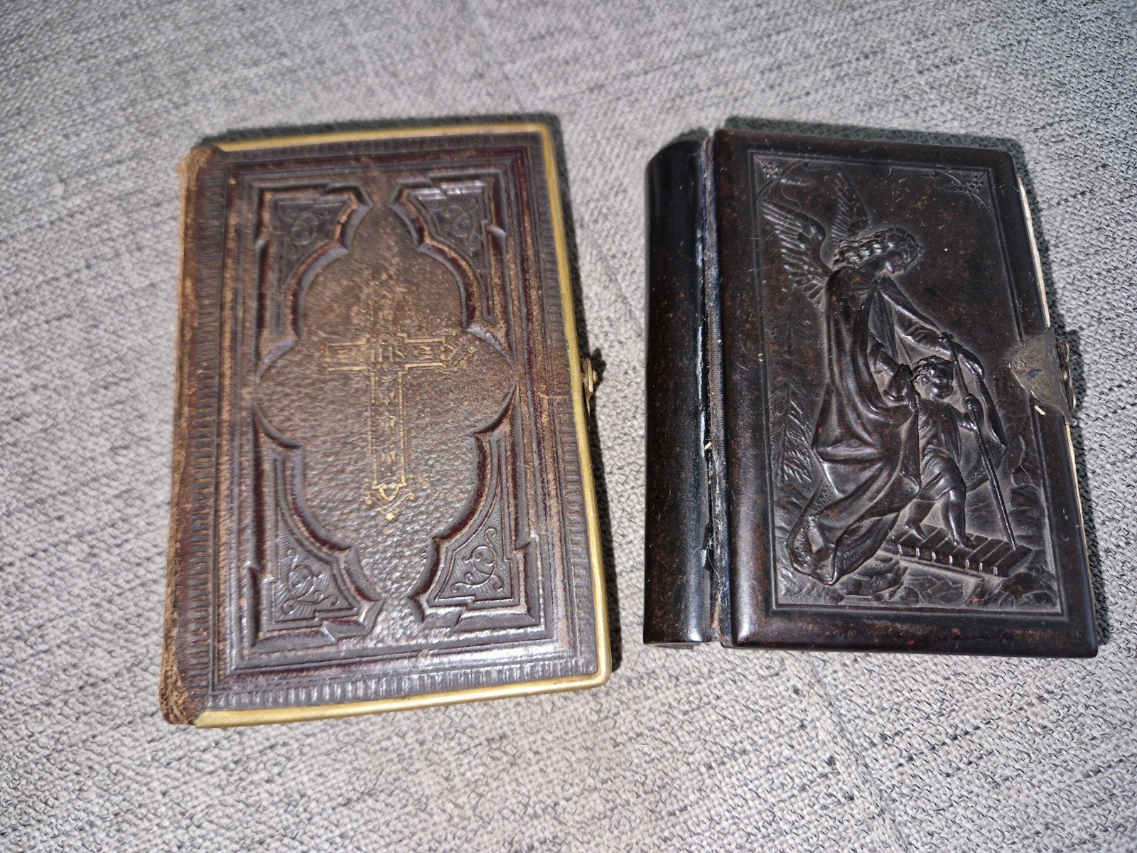 2x antiek gebedenboek / kerkboek – religieus – oud, Ophalen of Verzenden