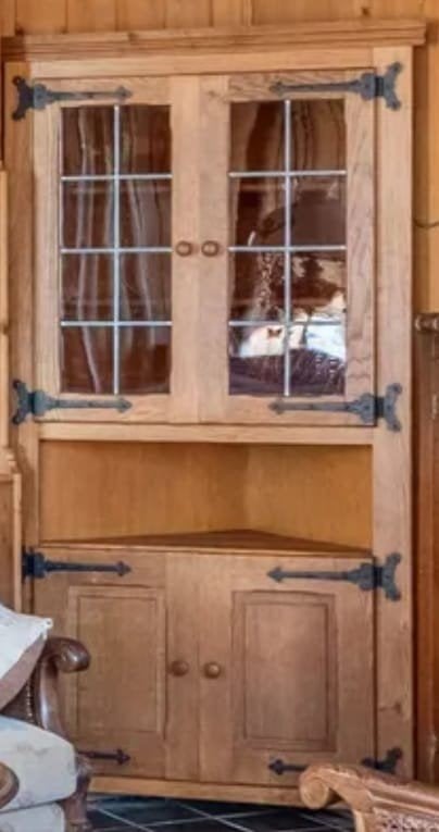 Massief houten hoekkast met glazen deuren, Ophalen, Glas, Landelijk, Rustiek, 50 tot 100 cm