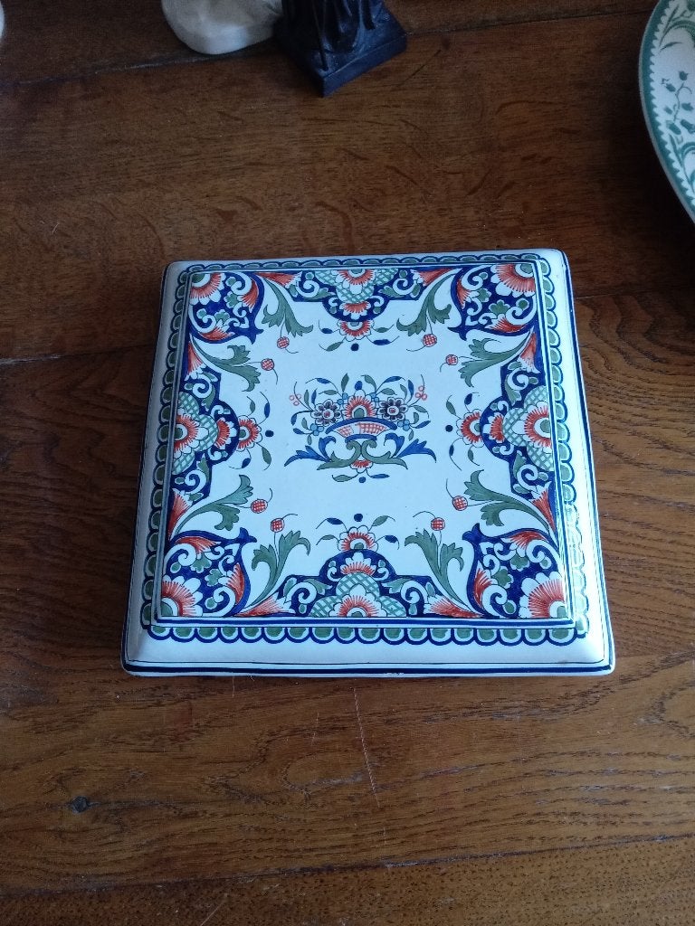 onderzetter op pootjes ROUEN VIEUX, Antiek en Kunst, Antiek | Servies los, Ophalen of Verzenden