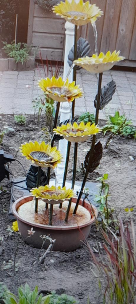 Mooi waterwerk met zonnebloemen, Tuin en Terras, Waterpartijen en Fonteinen, Ophalen, Gebruikt, Gietijzer