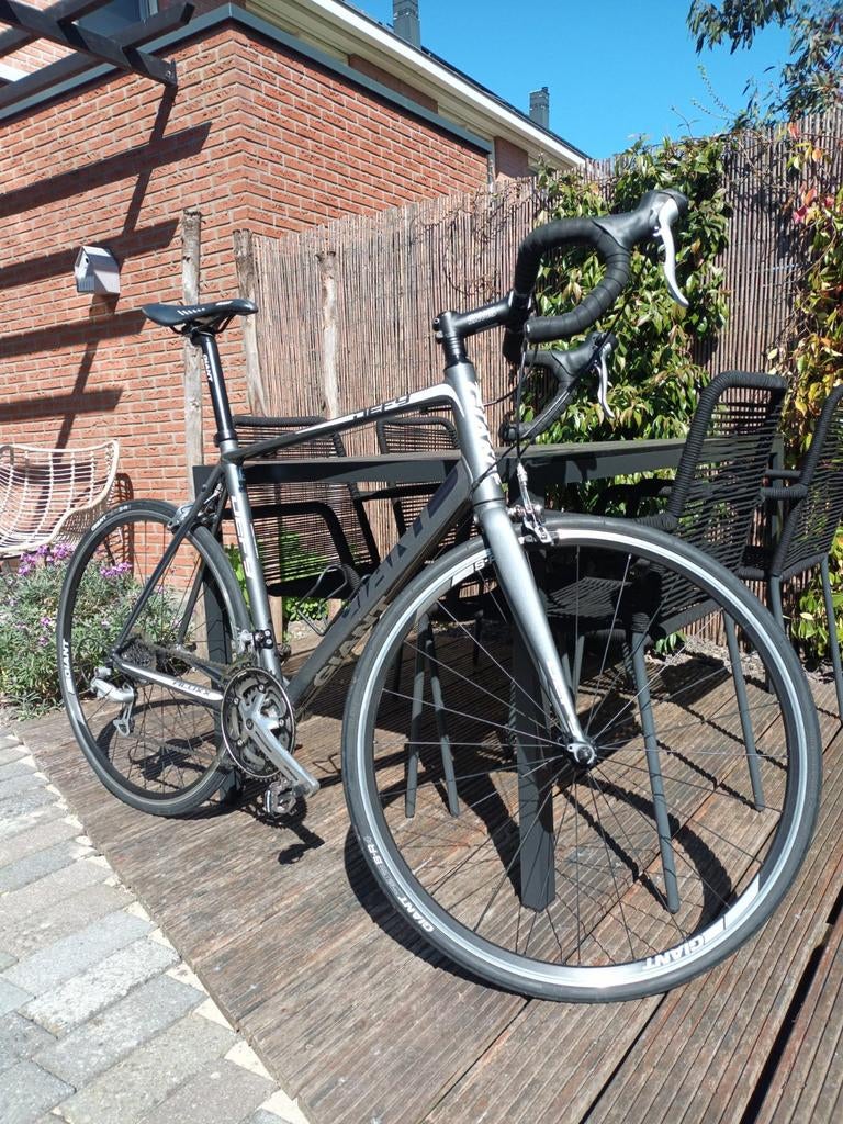 Giant racefiets, Fietsen en Brommers, Ophalen, Zo goed als nieuw, Meer dan 20 versnellingen, Giant