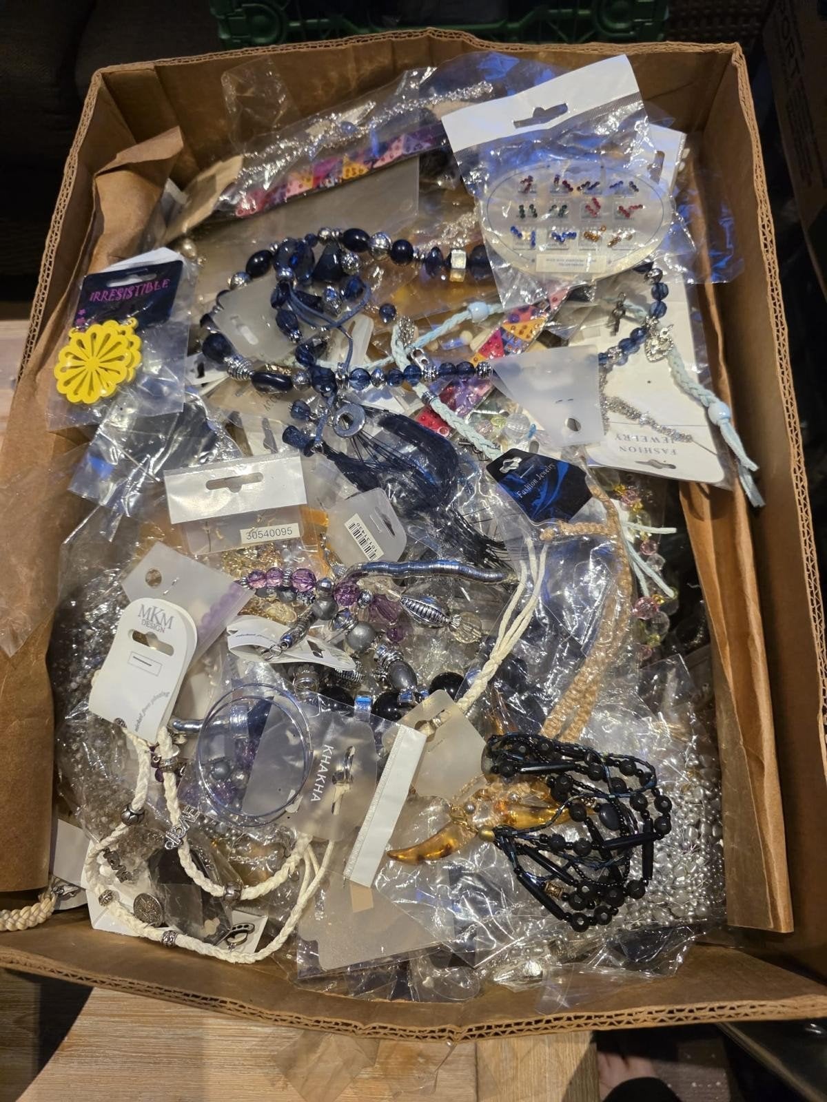 Grote partij sieraden, nieuw in verpakking, Ophalen, Nieuw, Overige kleuren, Overige materialen