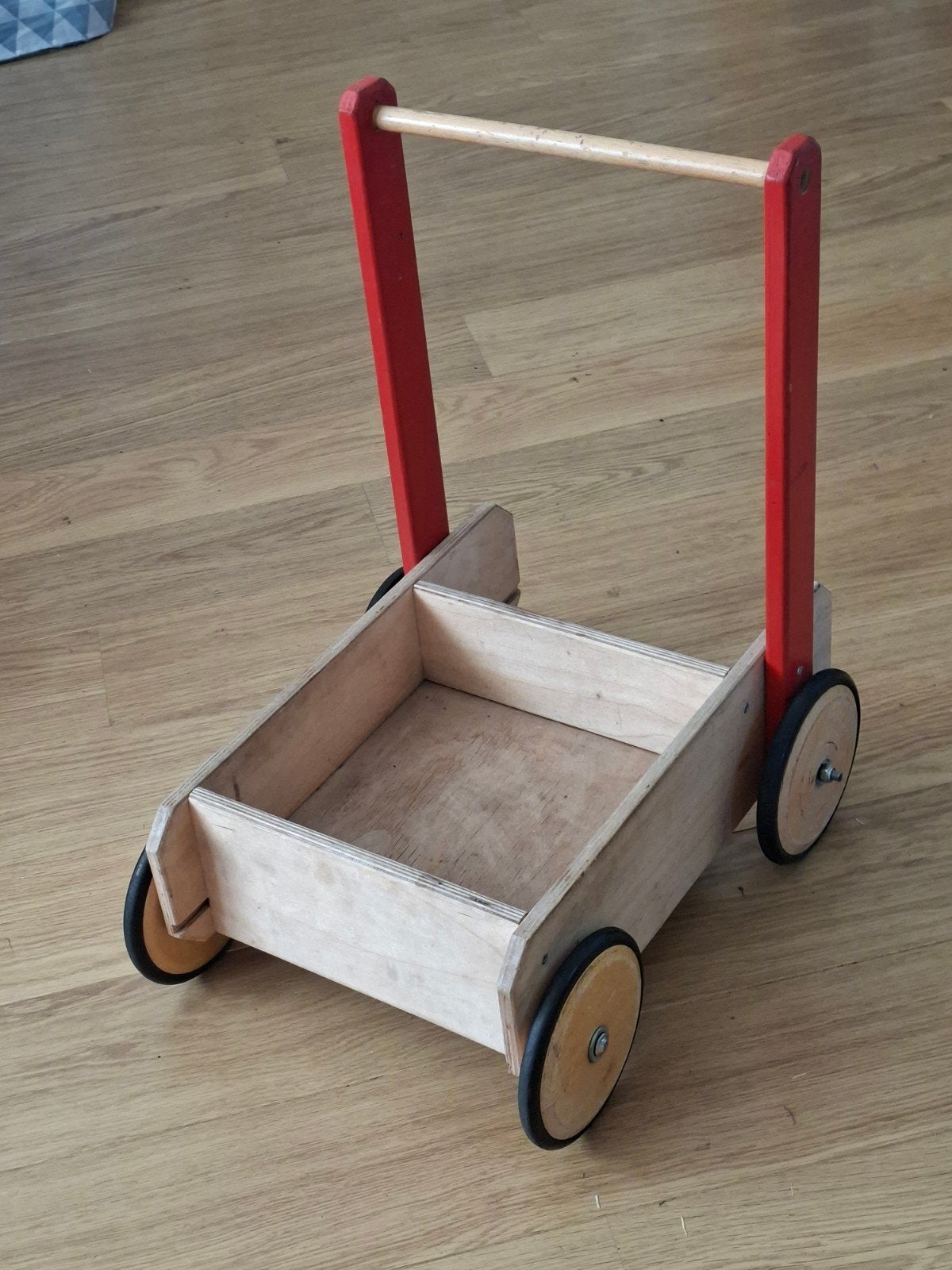 houten loopwagen, Ophalen, Gebruikt, Overige typen, Met wieltjes
