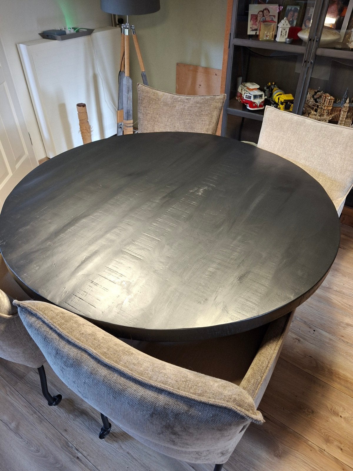 ronde zwarte eettafel, Antiek en Kunst, Ophalen