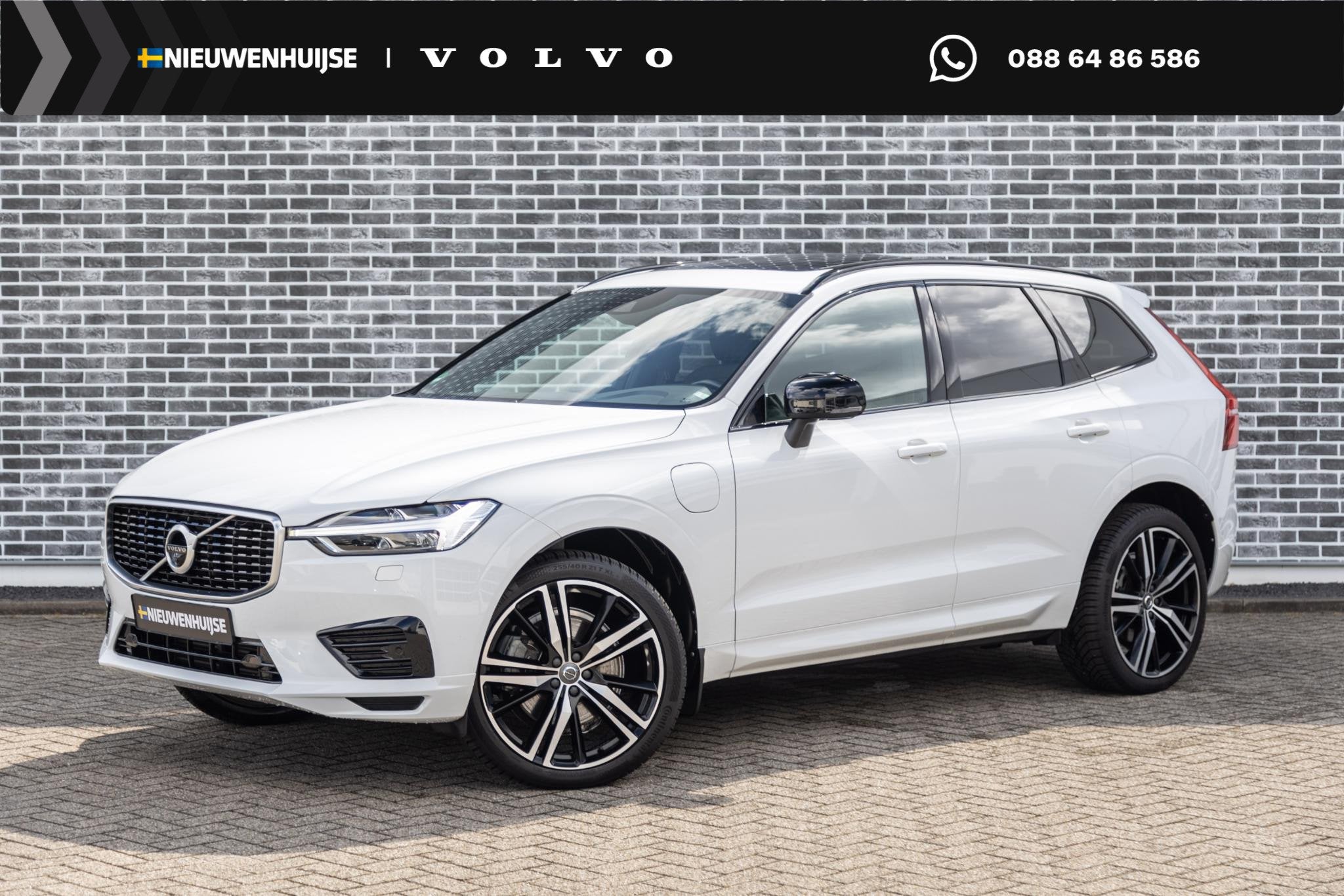 Volvo XC60 2.0 T8 Twin Engine AWD R-Design | Plug-in Hybrid, Gebruikt, Euro 6, 4 cilinders, 138 €/maand
