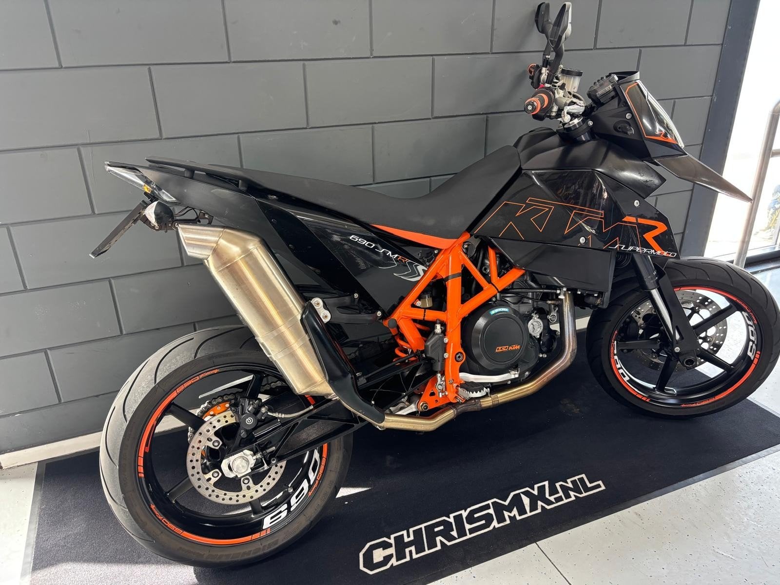 Ktm SMR 690 12500 km !!! Supermotard sm, 2 cilinders, Bedrijf, 690 cc, Minimaal motorrijbewijs A2