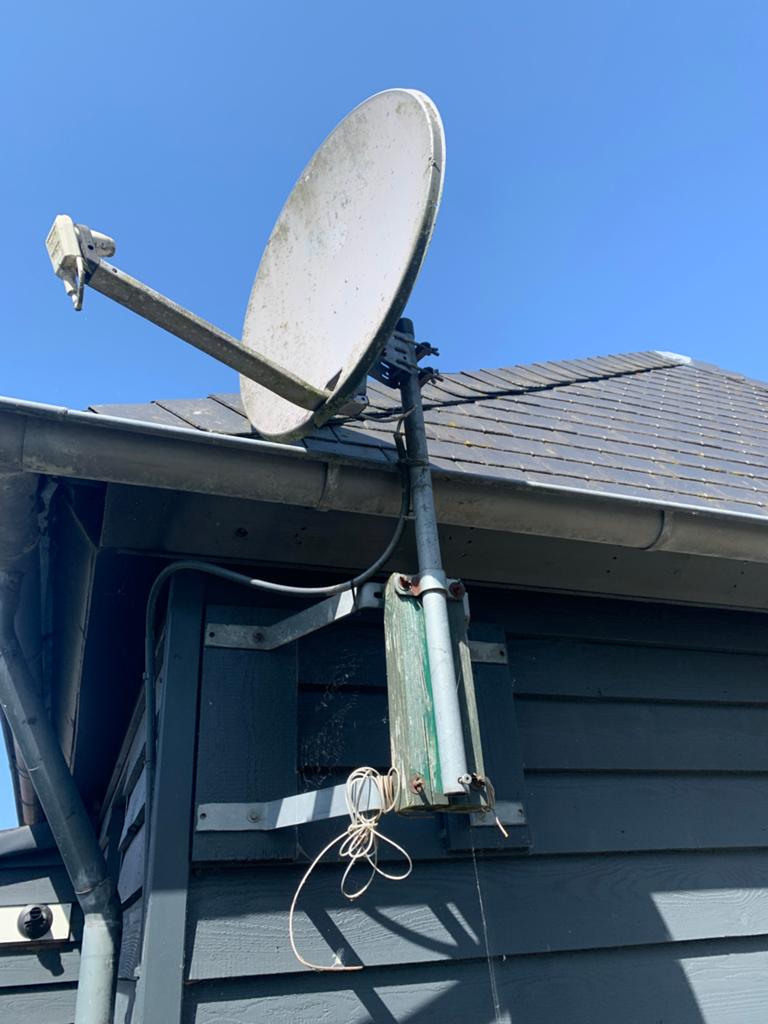Gebruikte schotelantenne met LNB, Audio, Tv en Foto, Ophalen of Verzenden, Gebruikt, (Schotel)antenne, Overige merken