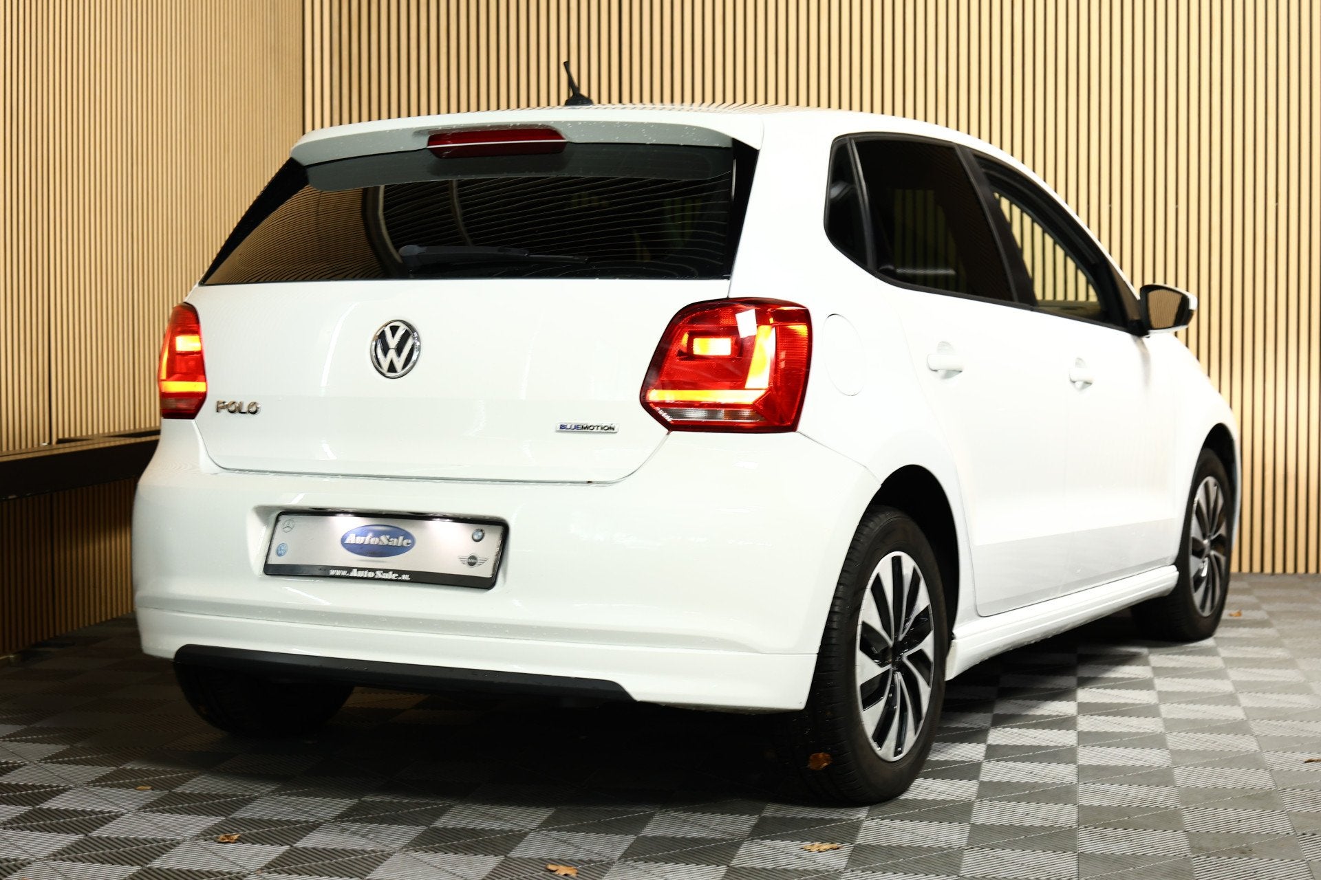 Volkswagen Polo 1.0 TSI Highline AIRCO ACC STOELVW "16, Voorwielaandrijving, Stof, Gebruikt, 1045 kg